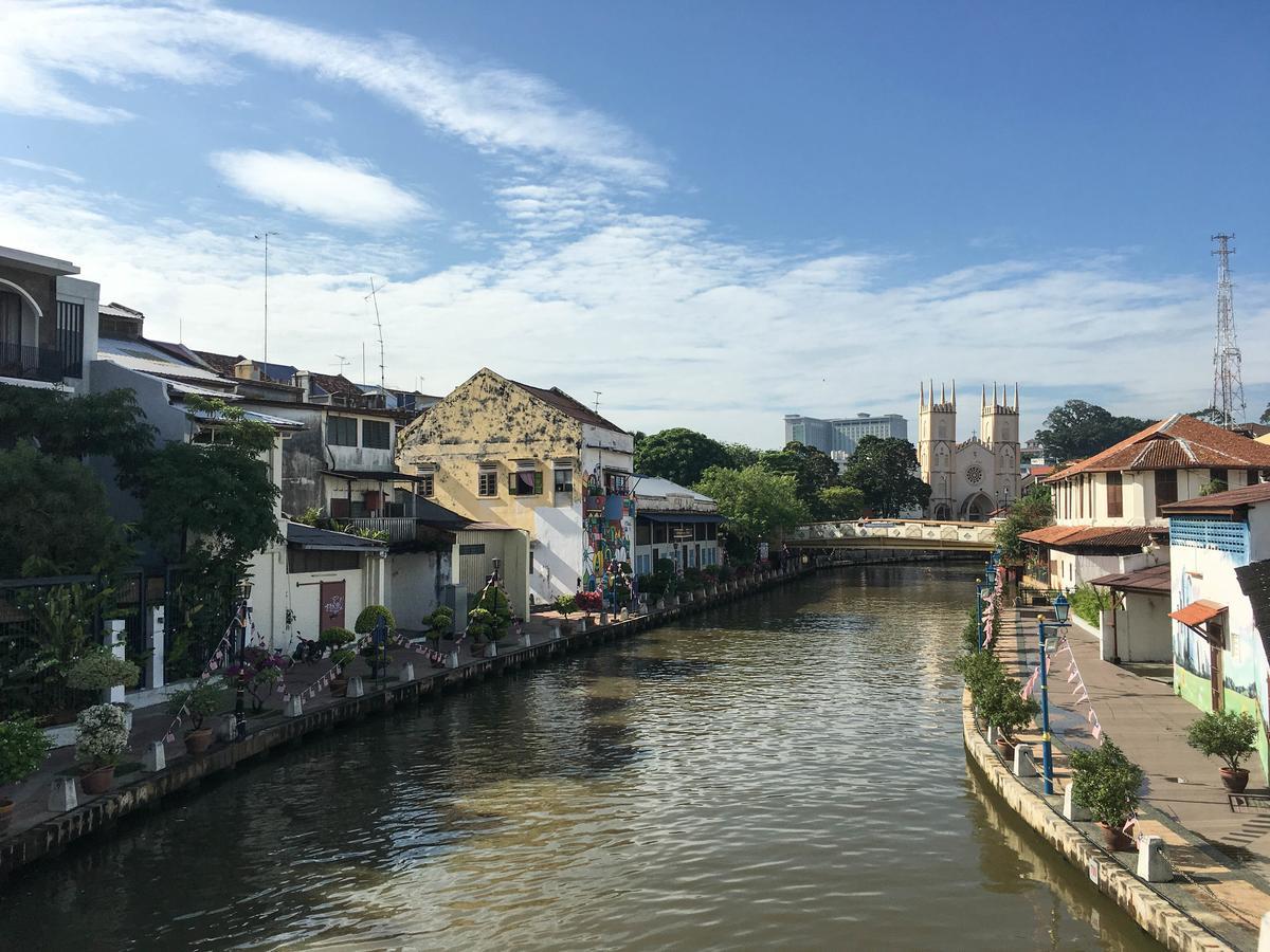 The Bridge Loft Hostel Malacca